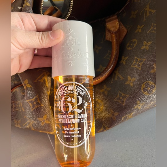 Sol de Janeiro Other - 💛☀️ Sol de Janeiro
Brazilian Crush Cheirosa ’62 Bum Bum Hair &body Mist☀…